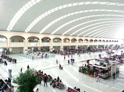 Railway platform lighting solutions in the industrial lighting industry